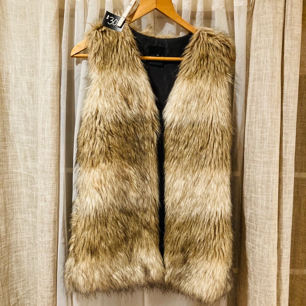 Faux fur vest